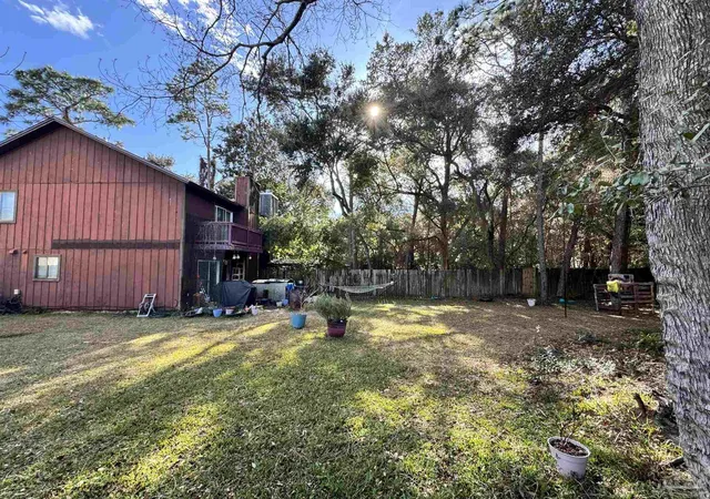 Photo 3 of Townhouse for sale at 6208 Kirsten Dr, Pensacola, FL 32504 | MLS# 688917 | Listing updated on 2026-09-13