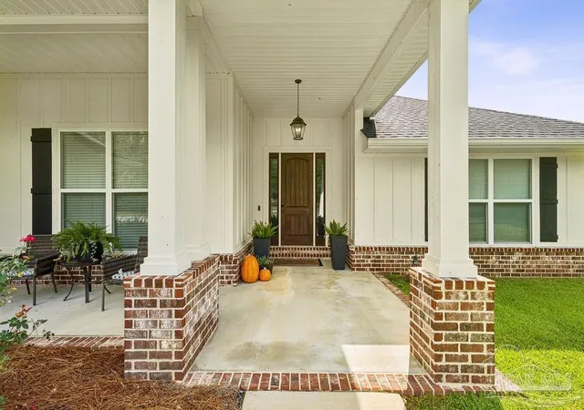 Photo 3 of Single family home for sale at 5110 Chumuckla Hwy, Milton, FL 32571 | MLS# 688866 | Listing updated on 2026-10-16