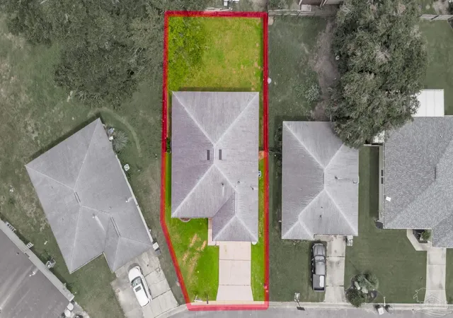 Photo 71 of Single family home for sale at 1207 Simpson St, Pensacola, FL 32526 | MLS# 686838 | Listing updated on 2026-10-05