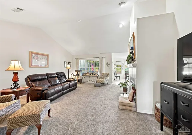 Photo 4 of Single family home for sale at 1161 Lionsgate Ln, Gulf Breeze, FL 32563 | MLS# 688762 | Listing updated on 2026-09-17