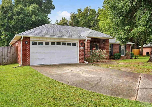 Photo 2 of Single family home for sale at 5015 Magnolia Ridge Ct, Milton, FL 32571 | MLS# 689918 | Listing updated on 2026-10-05