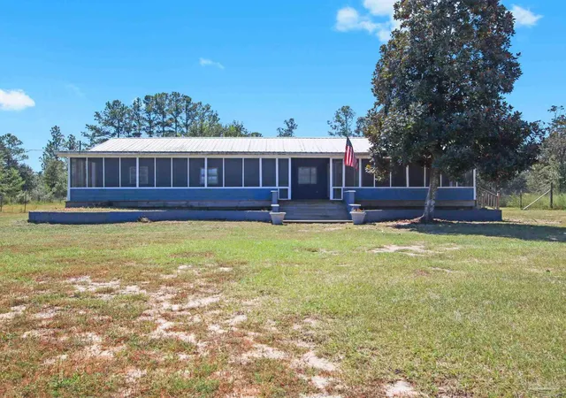 Photo 1 of Single family home for sale at 9561 S Trace Rd, Milton, FL 32583 | MLS# 688987 | Listing updated on 2026-10-01