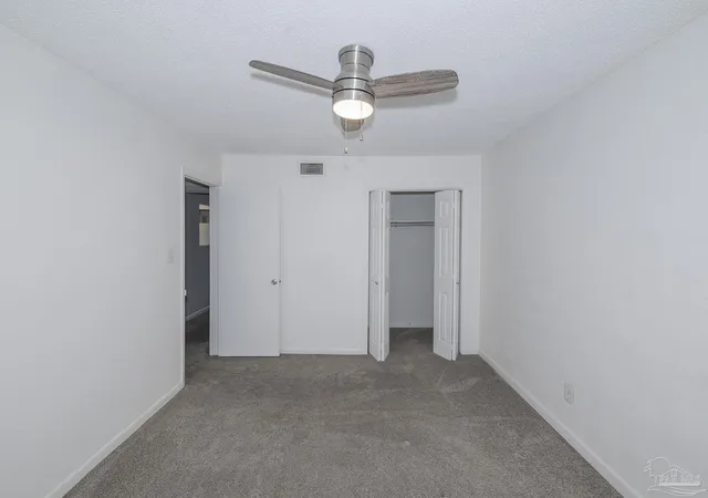 Listing Photo 2 - Condo for sale in building located at 600 Scenic Hwy, Pensacola, FL 32503 - Unit #217