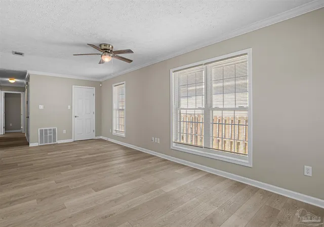 Photo 3 of Single family home for sale at 5323 Yellow Blf Rd, Pensacola, FL 32507 | MLS# 689721 | Listing updated on 2026-10-02
