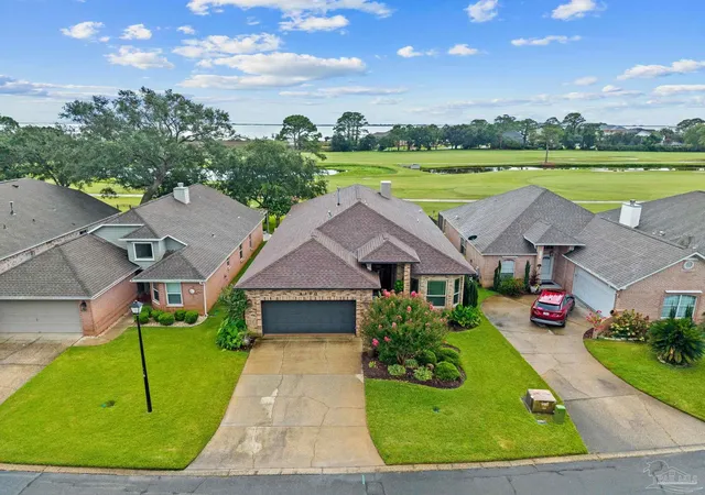Photo 1 of Single family home for sale at 4100 Longwood Cir, Gulf Breeze, FL 32563 | MLS# 688593 | Listing updated on 2026-09-11