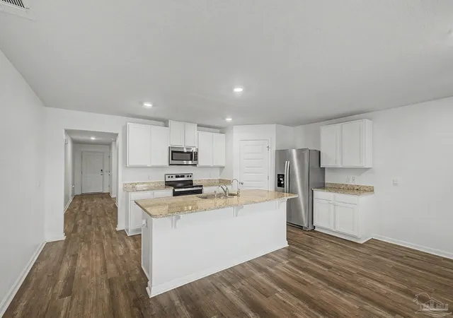 Photo 4 of Single family home for sale at 7554 Saddlebrook Ave, Milton, FL 32571 | MLS# 688487 | Listing updated on 2026-09-09