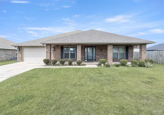Photo 1 of Single family home for sale at 5972 Makenna Dr, Pensacola, FL 32526 | MLS# 689902 | Listing updated on 2026-10-05