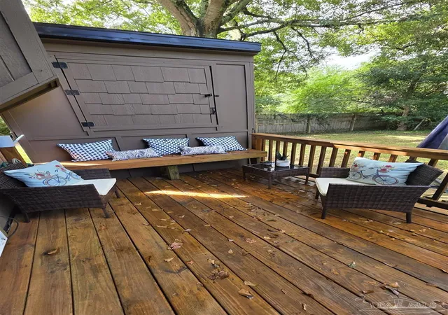 Photo 3 of Single family home for sale at 8121 Stonebrook Dr, Pensacola, FL 32514 | MLS# 689922 | Listing updated on 2026-10-22