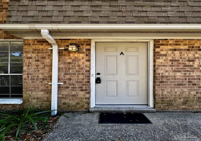 Listing Photo 1 - Condo for sale in building located at 8101 Tippin Ave, Pensacola, FL 32514 - Unit #A
