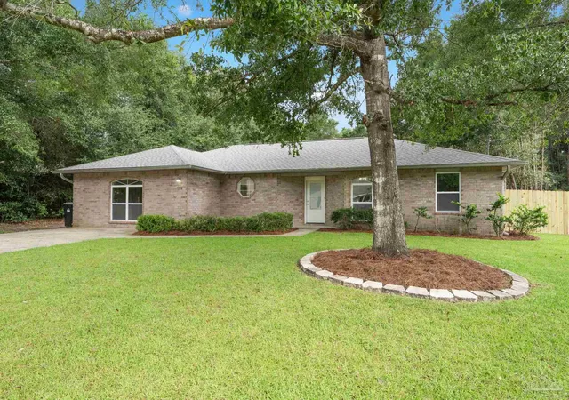 Photo 1 of Sale Pending at 7448 Rustling Pines Dr, Milton, FL 32583 | MLS# 689549 | Listing updated on 2026-10-05