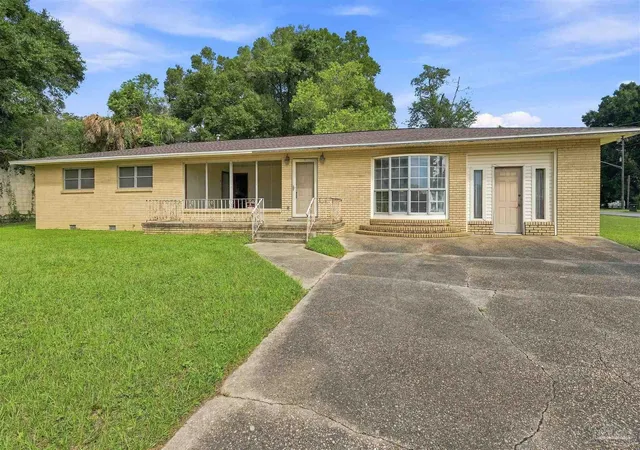 Photo 1 of Single family home for sale at 150 Hancock Ln, Pensacola, FL 32503 | MLS# 687919 | Listing updated on 2026-09-04