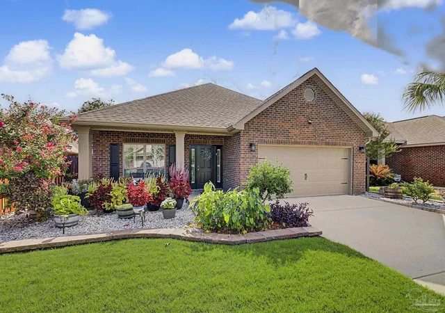 Photo 1 of Single family home for sale at 1740 Brantley Dr, Gulf Breeze, FL 32563 | MLS# 688297 | Listing updated on 2026-09-17