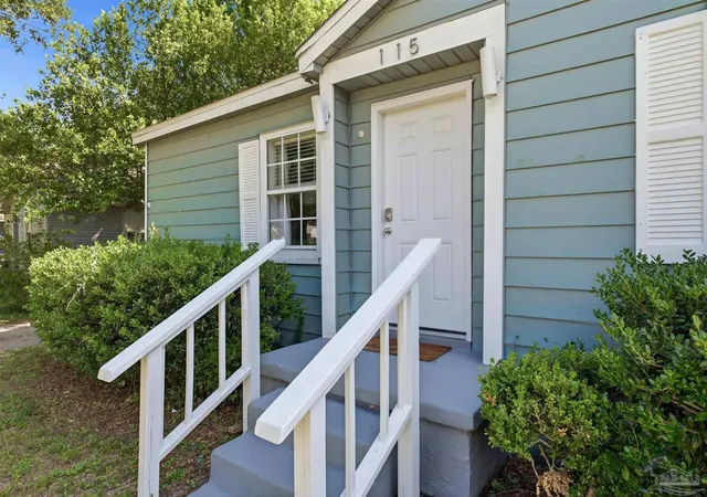Photo 4 of Single family home for sale at 115 Milton Rd, Pensacola, FL 32507 | MLS# 688521 | Listing updated on 2026-09-04