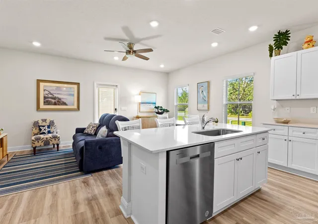Photo 3 of Townhouse for sale at 5667 Sandy Walk St, Gulf Breeze, FL 32563 | MLS# 688370 | Listing updated on 2026-09-16