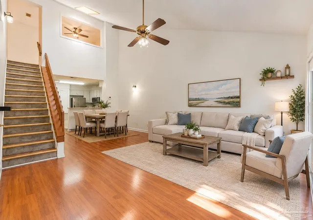 Listing Photo 1 - Condo for sale in building located at 5001 Grande Dr, Pensacola, FL 32504 - Unit #122