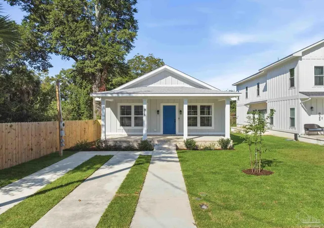 Photo 2 of Single family home for sale at 915 N B St, Pensacola, FL 32501 | MLS# 686170 | Listing updated on 2026-10-02