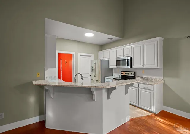 Photo 4 of Single family home for sale at 102 Bell Ct, Daphne, AL 36526 | MLS# 688836 | Listing updated on 2026-09-19