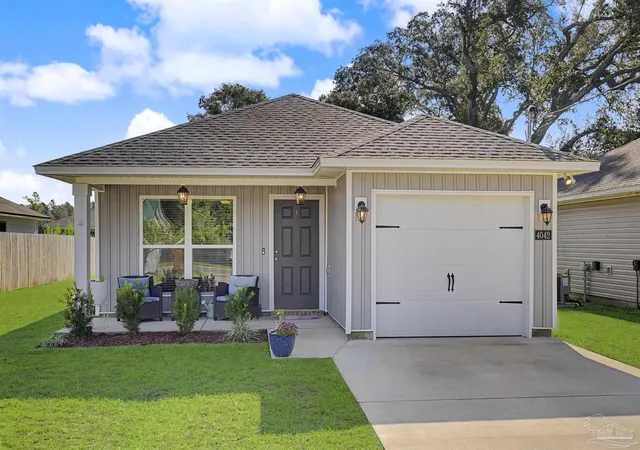 Photo 1 of Single family home for sale at 4042 Floridatown Rd, Milton, FL 32571 | MLS# 688722 | Listing updated on 2026-09-11