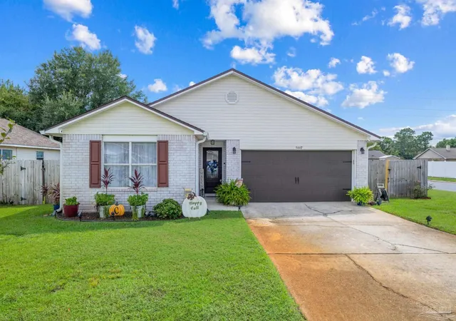 Photo 1 of Single family home for sale at 9447 Parker Pl Dr, Navarre, FL 32566 | MLS# 689206 | Listing updated on 2026-10-05