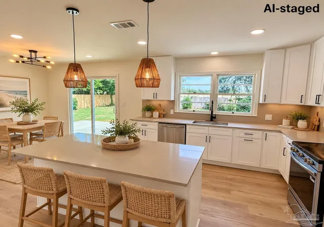 Photo 3 of Single family home for sale at 1800 N Baylen St, Pensacola, FL 32501 | MLS# 690073 | Listing updated on 2026-10-19
