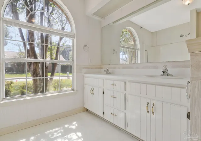 Photo 3 of Sale Pending at 4328 Montage Dr, Pensacola, FL 32504 | MLS# 689149 | Listing updated on 2026-10-23