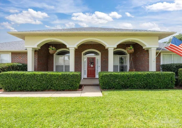 Photo 2 of Single family home for sale at 5468 Covered Brg Ln, Milton, FL 32571 | MLS# 688777 | Listing updated on 2026-09-12