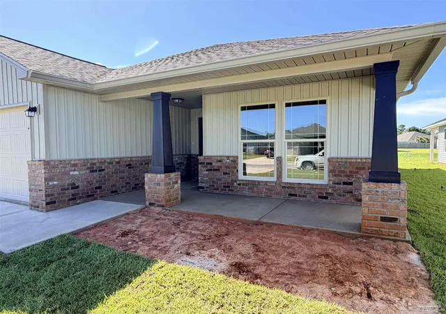Photo 2 of Single family home for sale at 2501 Privet Berry Dr, Gulf Breeze, FL 32563 | MLS# 688795 | Listing updated on 2026-09-11