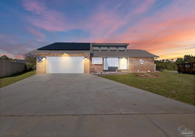 Photo 1 of Single family home for sale at 5620 Ponte Verde Rd, Pensacola, FL 32507 | MLS# 686962 | Listing updated on 2026-10-06