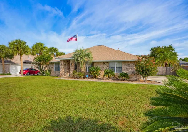Photo 3 of Single family home for sale at 5124 Grumann Dr, Pensacola, FL 32507 | MLS# 689303 | Listing updated on 2026-10-18