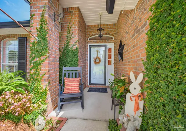 Photo 2 of Single family home for sale at 3279 Massena Dr, Pensacola, FL 32526 | MLS# 688369 | Listing updated on 2026-09-12