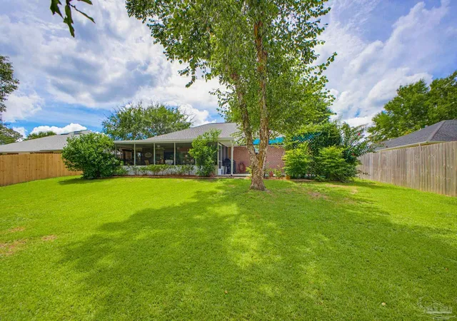Photo 3 of Single family home for sale at 3279 Massena Dr, Pensacola, FL 32526 | MLS# 688369 | Listing updated on 2026-09-16