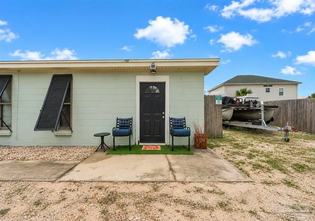 Photo 3 of Single family home for sale at 710 Via Deluna Dr, Pensacola Beach, FL 32561 | MLS# 689825 | Listing updated on 2026-10-19