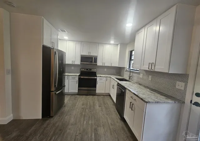 Photo 1 of Single family home for sale at 6154 Forest Pines Dr, Pensacola, FL 32526 | MLS# 688462 | Listing updated on 2026-09-04