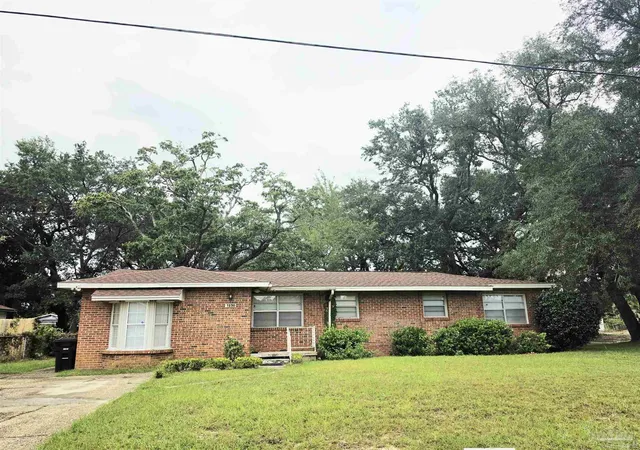Photo 1 of Single family home for sale at 1230 E Leonard St, Pensacola, FL 32503 | MLS# 690011 | Listing updated on 2026-10-07