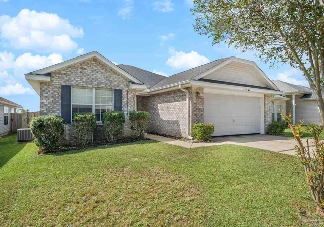 Photo 2 of Single family home for sale at 5634 Silver Star Ct, Milton, FL 32583 | MLS# 688249 | Listing updated on 2026-09-11
