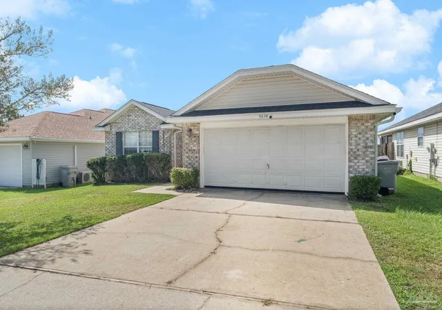 Photo 3 of Single family home for sale at 5634 Silver Star Ct, Milton, FL 32583 | MLS# 688249 | Listing updated on 2026-09-11
