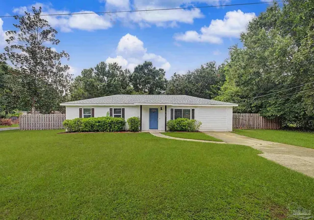 Photo 1 of Single family home for sale at 4743 Pecanwood Pl, Milton, FL 32571 | MLS# 688650 | Listing updated on 2026-09-15