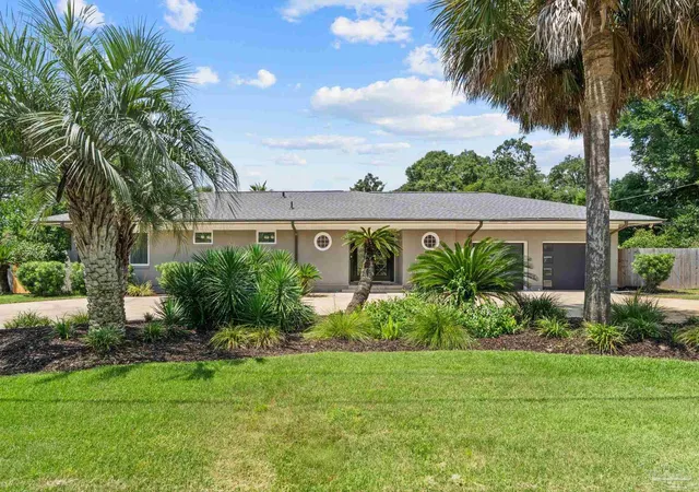 Photo 1 of Single family home for sale at 1401 N A St, Pensacola, FL 32501 | MLS# 687860 | Listing updated on 2026-09-04