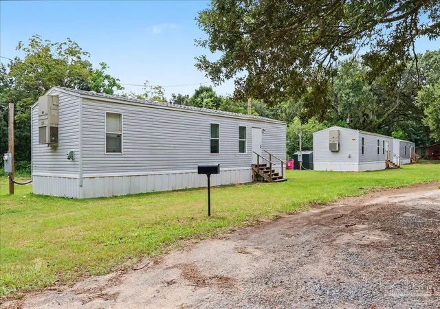 Photo 1 of Multi family home for sale at 6800 Blk Rolling Hills Rd, Pensacola, FL 32505 | MLS# 688785 | Listing updated on 2026-09-11