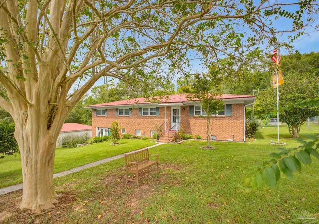 Photo 2 of Single family home for sale at 2370 Le Ruth Dr, Pensacola, FL 32514 | MLS# 689130 | Listing updated on 2026-09-21