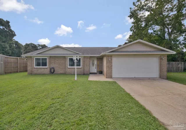 Photo 1 of Single family home for sale at 4605 Laquinta Ct, Milton, FL 32571 | MLS# 688313 | Listing updated on 2026-09-18