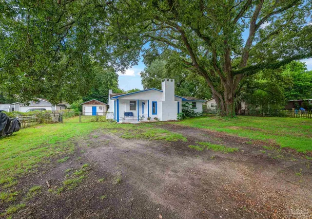Photo 2 of Single family home for sale at 1212 Paulding Ave, Pensacola, FL 32507 | MLS# 688718 | Listing updated on 2026-09-19