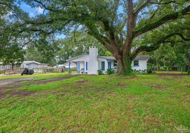 Photo 3 of Single family home for sale at 1212 Paulding Ave, Pensacola, FL 32507 | MLS# 688718 | Listing updated on 2026-09-19
