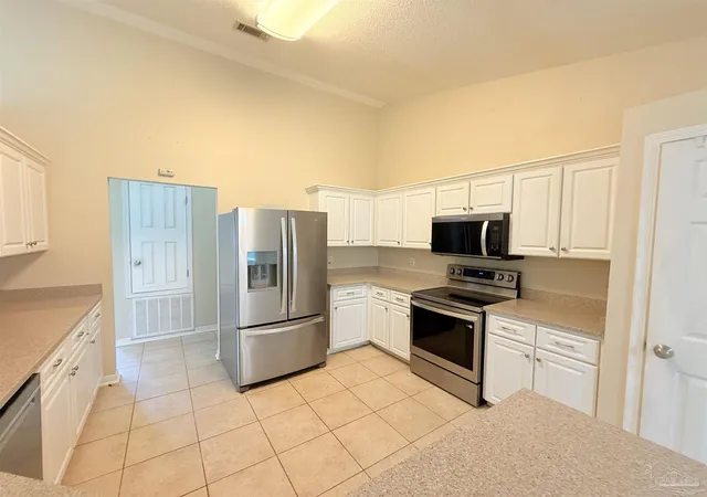 Photo 3 of Single family home for sale at 7199 Manatee St, Navarre, FL 32566 | MLS# 688466 | Listing updated on 2026-09-02