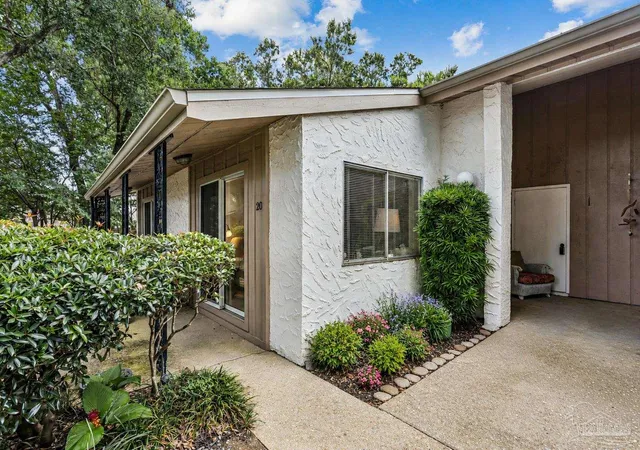 Photo 1 of Condo for sale at 3400 Wimbledon Dr #20, Pensacola, FL 32504 | MLS# 689235 | Listing updated on 2026-09-28