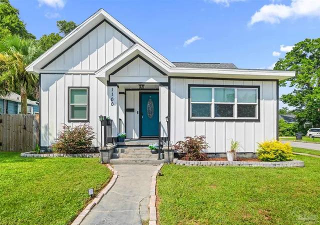 Photo 1 of Single family home for sale at 1100 W La Rua St, Pensacola, FL 32501 | MLS# 689105 | Listing updated on 2026-09-24