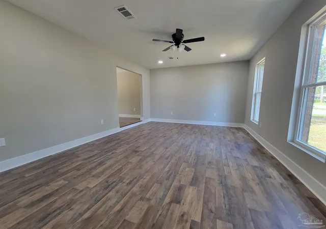 Photo 2 of Single family home for sale at 4201 Burtonwood Dr, Pensacola, FL 32514 | MLS# 689118 | Listing updated on 2026-10-23