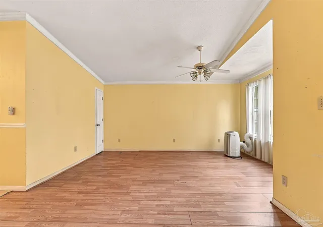 Photo 4 of Single family home for sale at 1355 Fairchild St, Pensacola, FL 32504 | MLS# 687553 | Listing updated on 2026-09-13