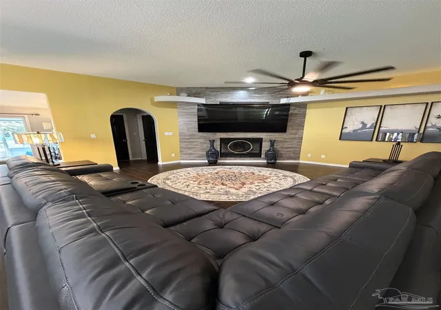 Photo 4 of Single family home for sale at 3108 Turners Meadow Rd, Pensacola, FL 32514 | MLS# 688398 | Listing updated on 2026-09-12