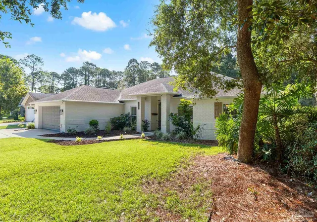 Photo 2 of Single family home for sale at 2739 Sunrunner Ln, Gulf Breeze, FL 32563 | MLS# 688787 | Listing updated on 2026-09-11